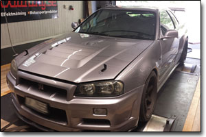 Mappning Nissan Skyline R34 GT-R med MaxxECU hos oss på Maxxtuning AB